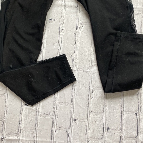 Forever 21 and Old Navy Active 2 pairs Medium joggers - Picture 4 of 12